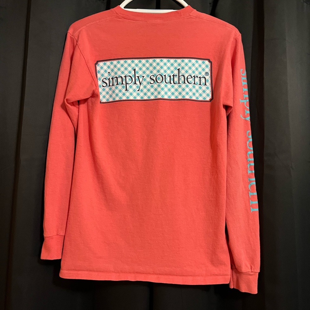 Long sleeve t-shirt, size small